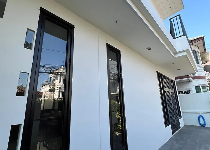 酒店 House40 - Mrt Ratchadaphisek 4*